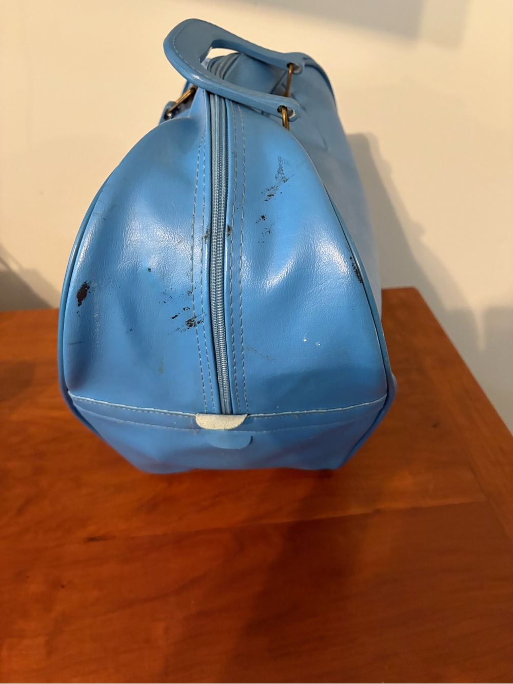 Vintage Blue Bowling Bag Retro Mod Decor Purse Display Piece - Picture 7 of 11